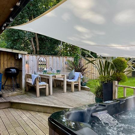 The Lodge@Tyddyn Ucha Caernarfon Eksteriør billede